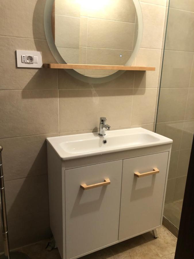 Apartament 2 Camere La Casa - Bucuresti ภายนอก รูปภาพ
