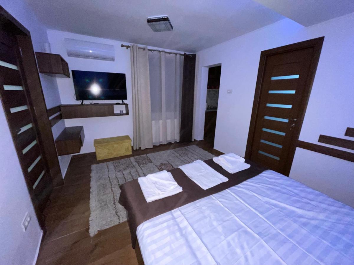 Apartament 2 Camere La Casa - Bucuresti ภายนอก รูปภาพ