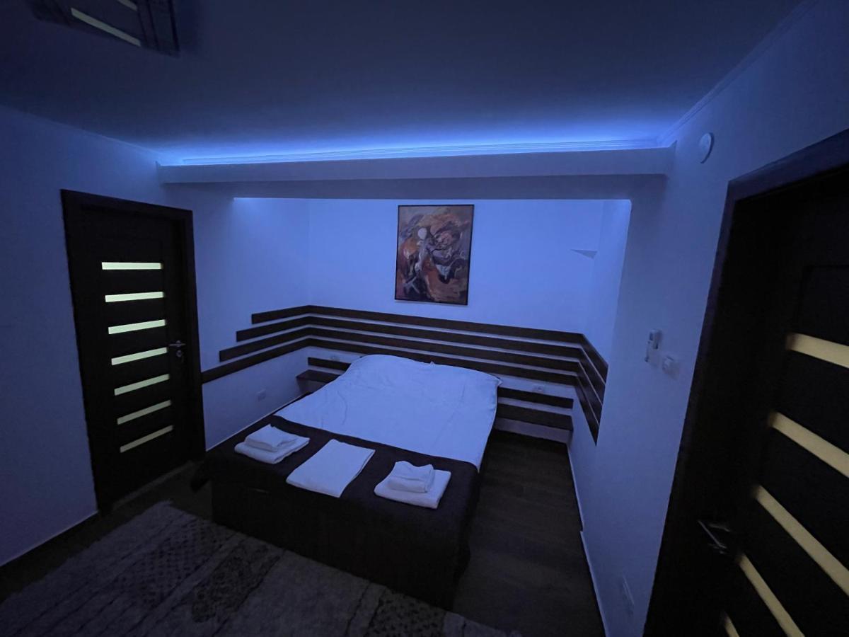 Apartament 2 Camere La Casa - Bucuresti ภายนอก รูปภาพ