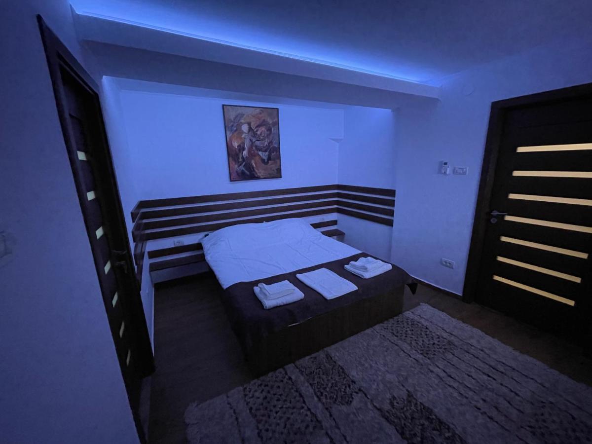Apartament 2 Camere La Casa - Bucuresti ภายนอก รูปภาพ